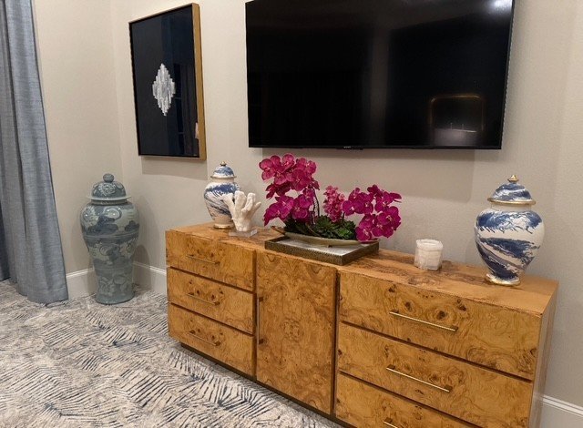 Are Natural Materials Better for Luxury Bedroom Interiors?
